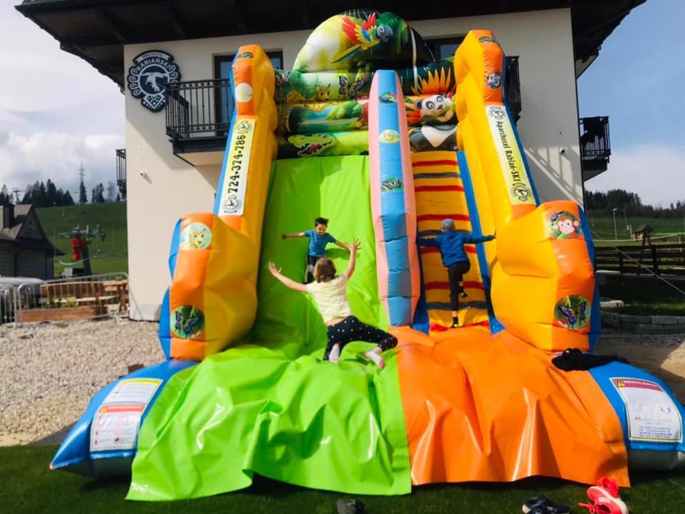 Aparthotel Rabian-Ski Zewnetrzny Basen Oraz Jacuzzi Z Podgrzewana Woda Sala Zabaw I Dmuchaniec Bialka Tatrzanska Exterior foto